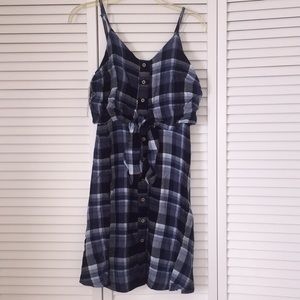Uviversal Thread navy plaid dress